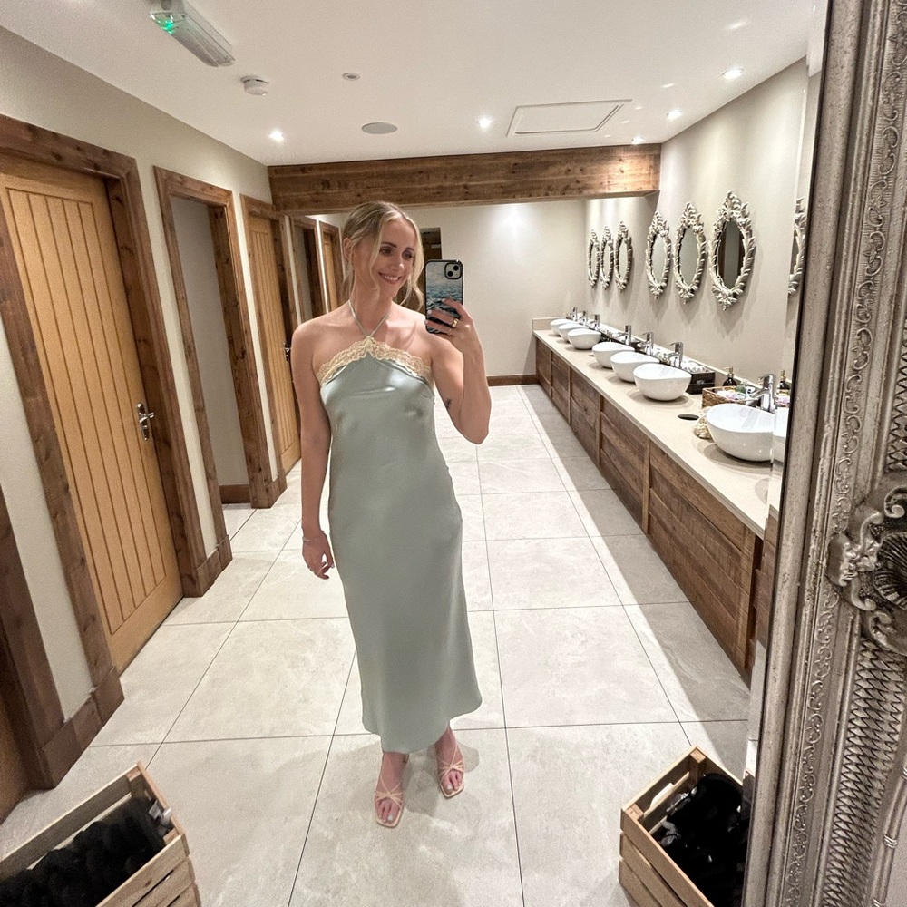 Reformation Aara Silk Dress 👗 - Picture 8 of 9
